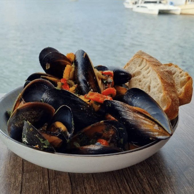 A Premier Waterfront Dining Experience At The Wharf Bar And Kitchen - We Wander