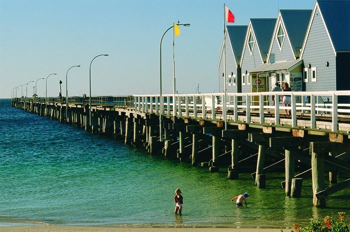 Busselton Jetty, Train Ride & Dolphin Discovery - We Wander