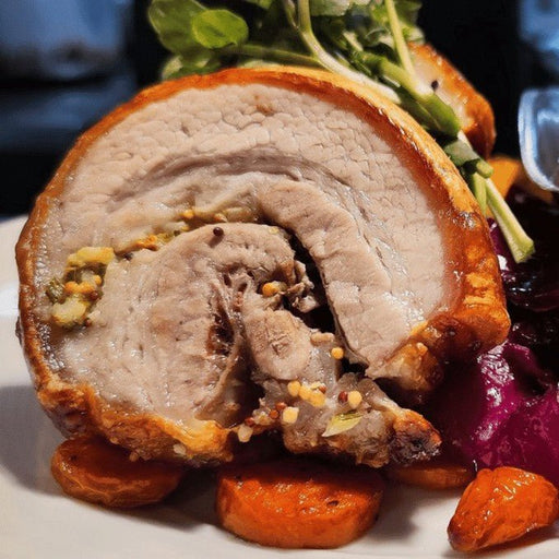 Experience Dinner At Victoria Hotel Footscray - We Wander