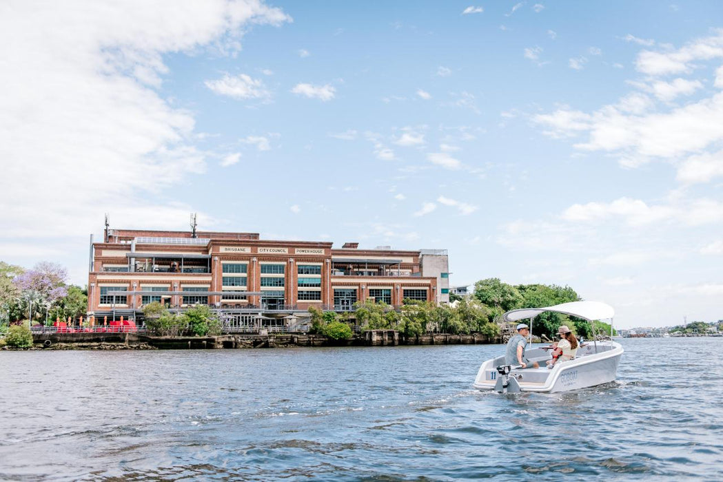 Goboat Brisbane - 2 Hour Electric Picnic Boat Hire (Up To 8 People) - We Wander