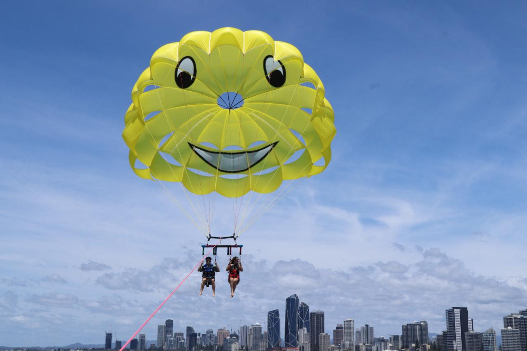 Gold Coast Parasail - Tandem - We Wander