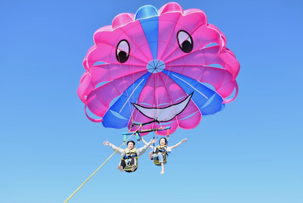 Gold Coast Parasail - Tandem - We Wander