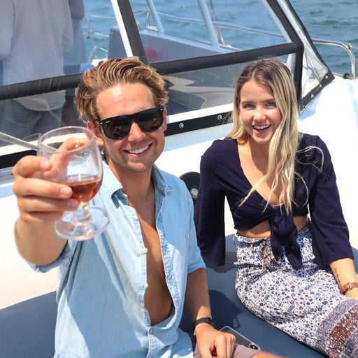 Harbour Highlights & Aussie Bites Catamaran Cruise - We Wander