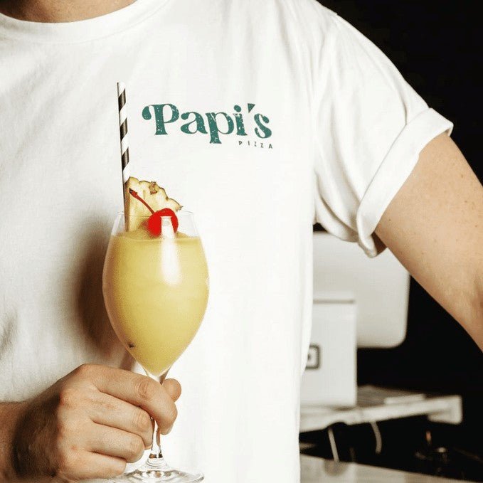 Pizza & Wine At Papi's Pizza - We Wander