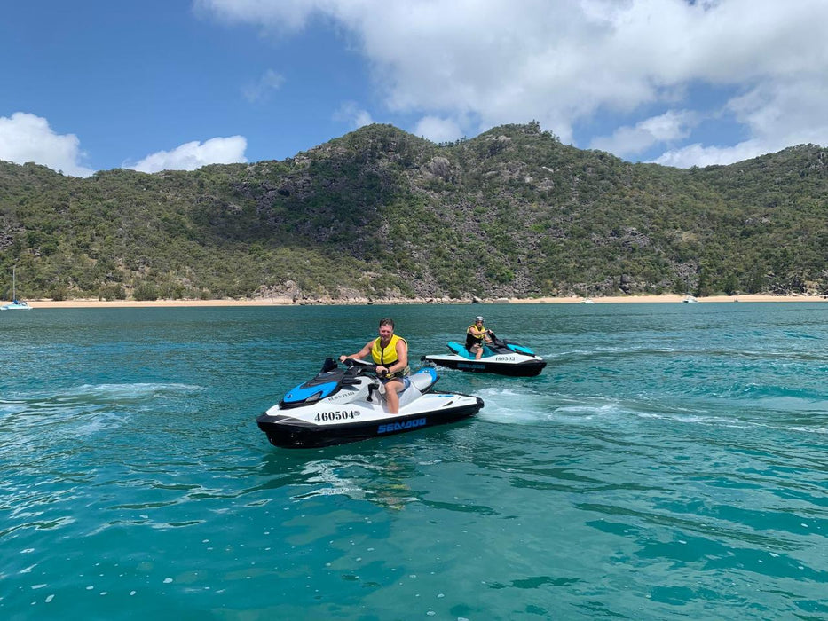 Snorkeling Magnetic Island - We Wander