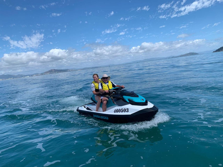 Snorkeling Magnetic Island - We Wander