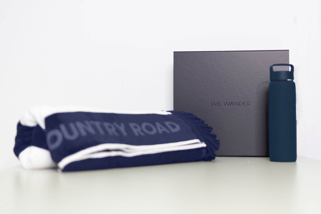 We Wander Coastal Luxe Beach Hamper - We Wander