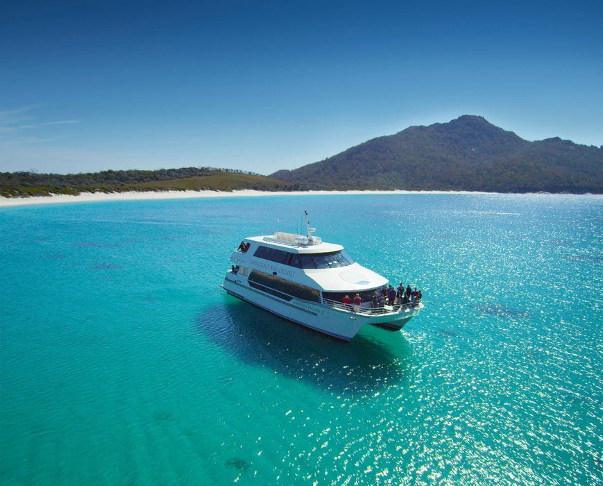 Wineglass Bay Cruises - Vista Lounge - We Wander